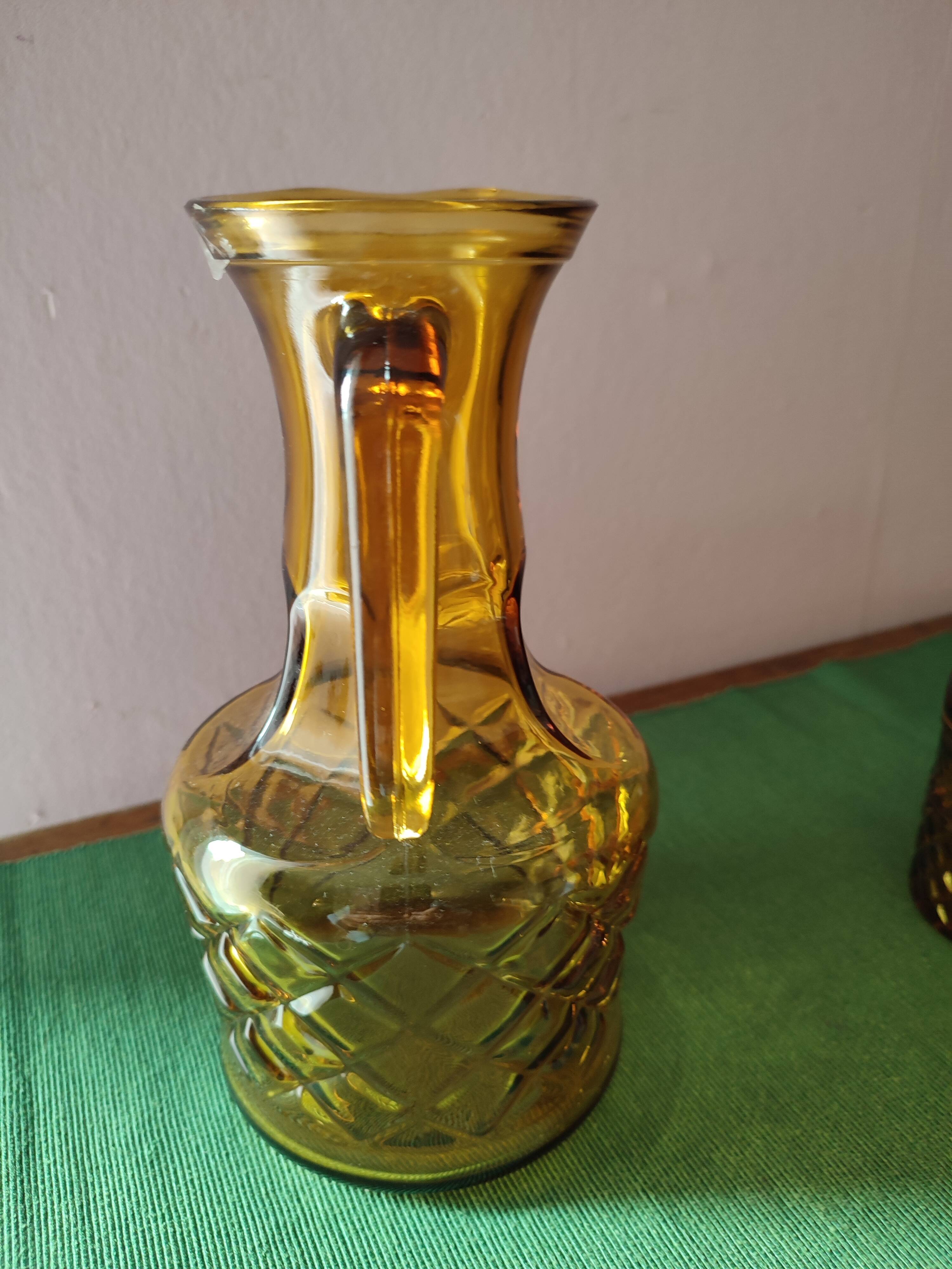 Italian glass pitcher accompanied by its 6 glasses