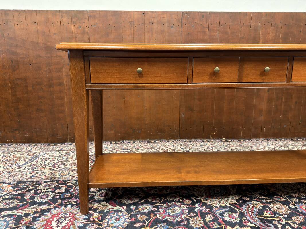 Classic English Sidetable with Marqueterie