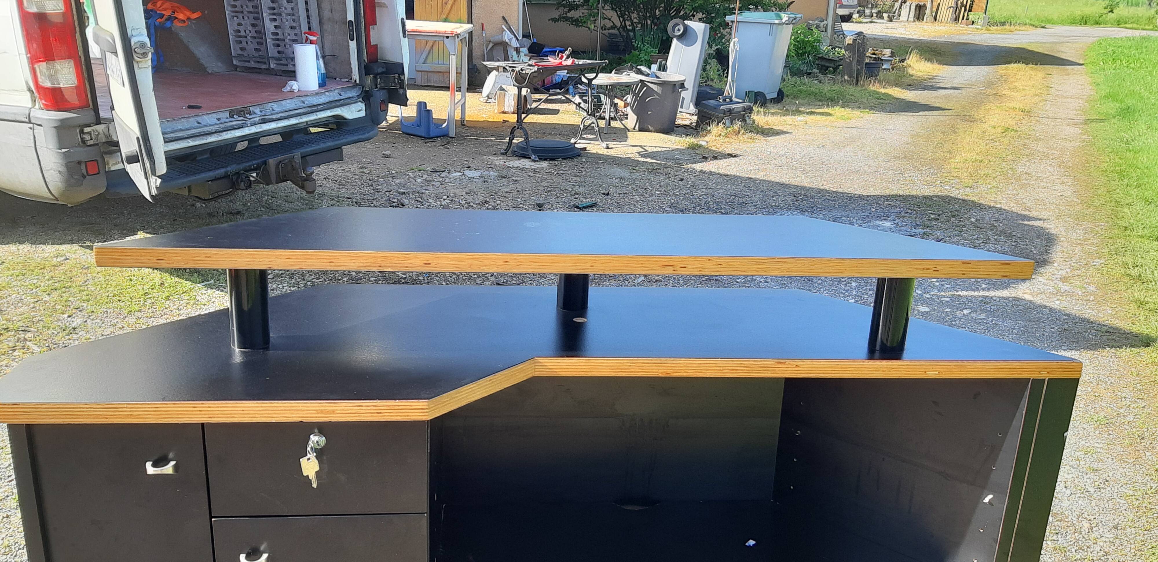 Store checkout counter