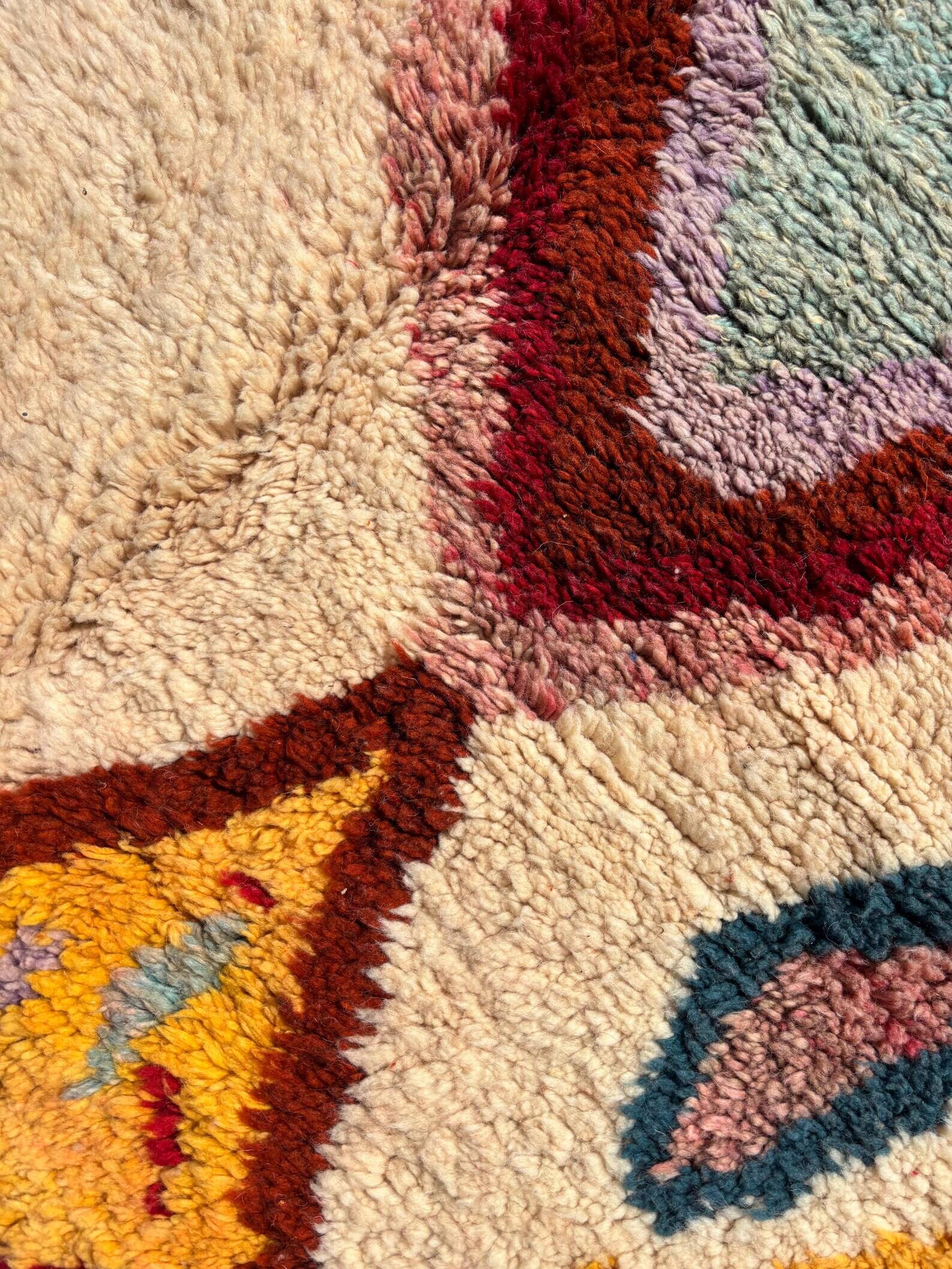 Tapis berbère M’rirt 190x310 cm – Laine épaisse – Multicolore – Fait mai