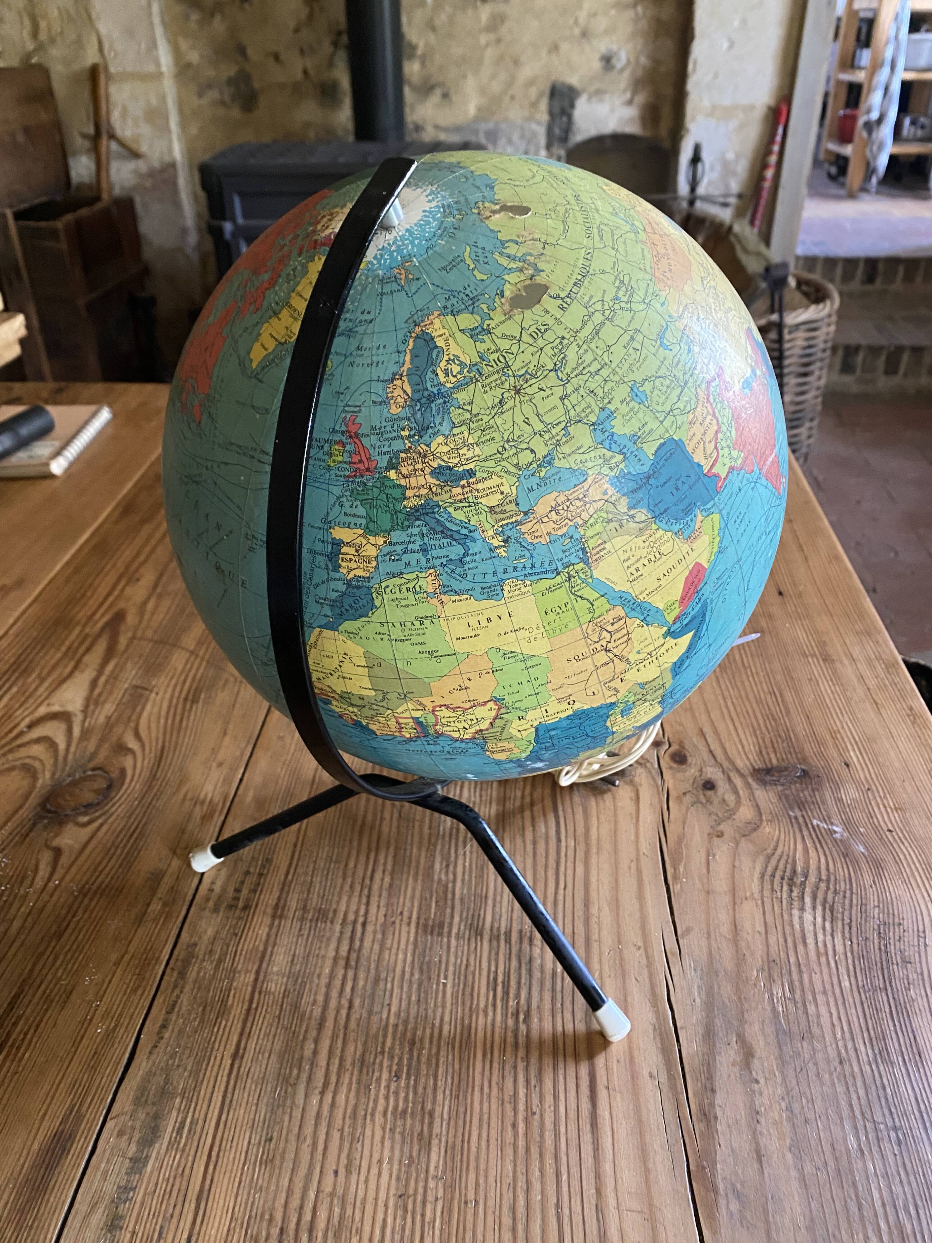 Mappemonde lampe, globe terrestre vintage