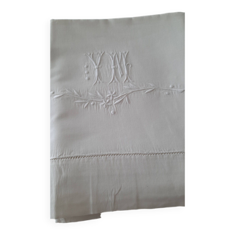 Beautiful mixed race sheet embroidered and monogrammed YM