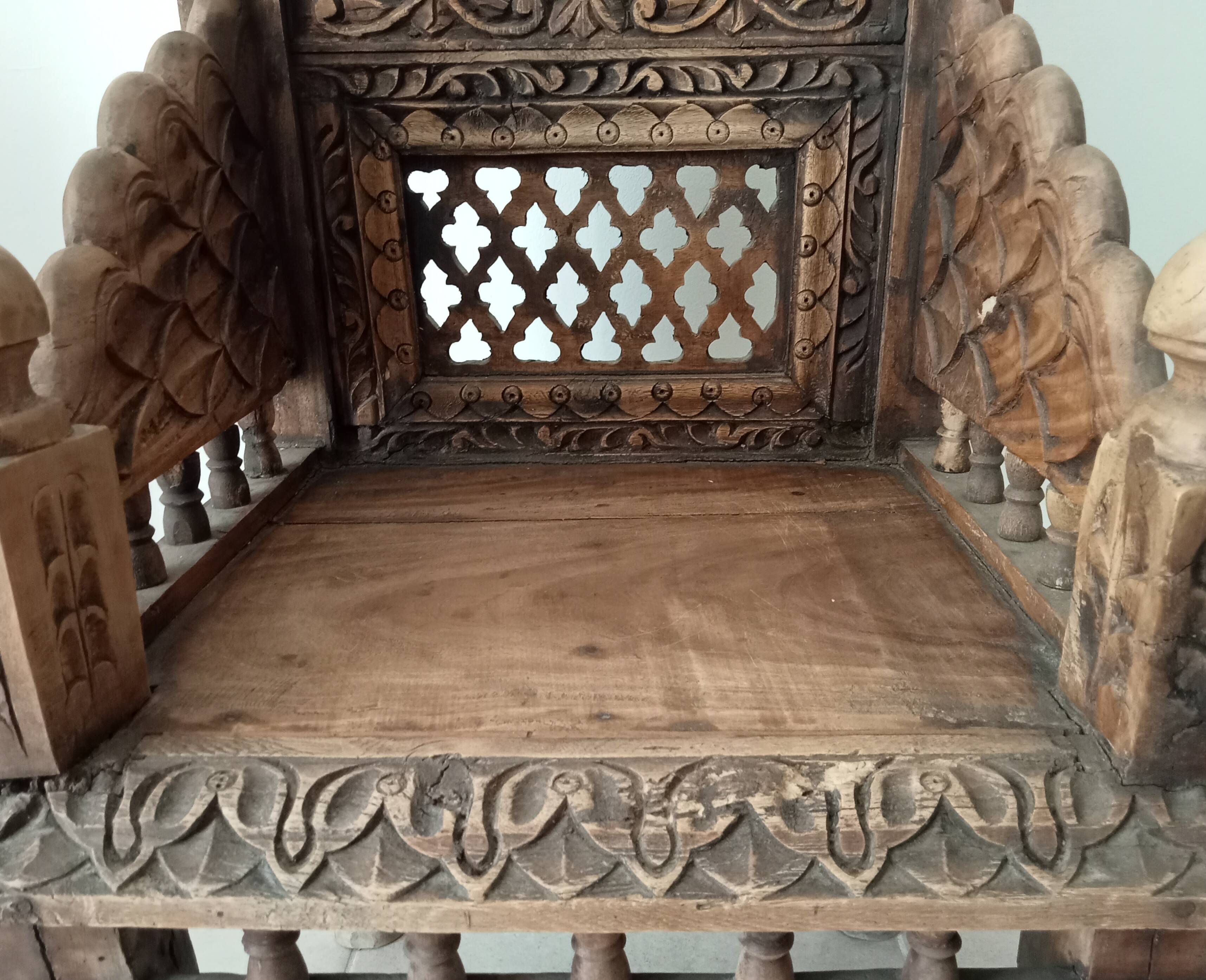 Fauteuil ancien Pidha Num2 Radjastan XIXeme en Palissandre massif