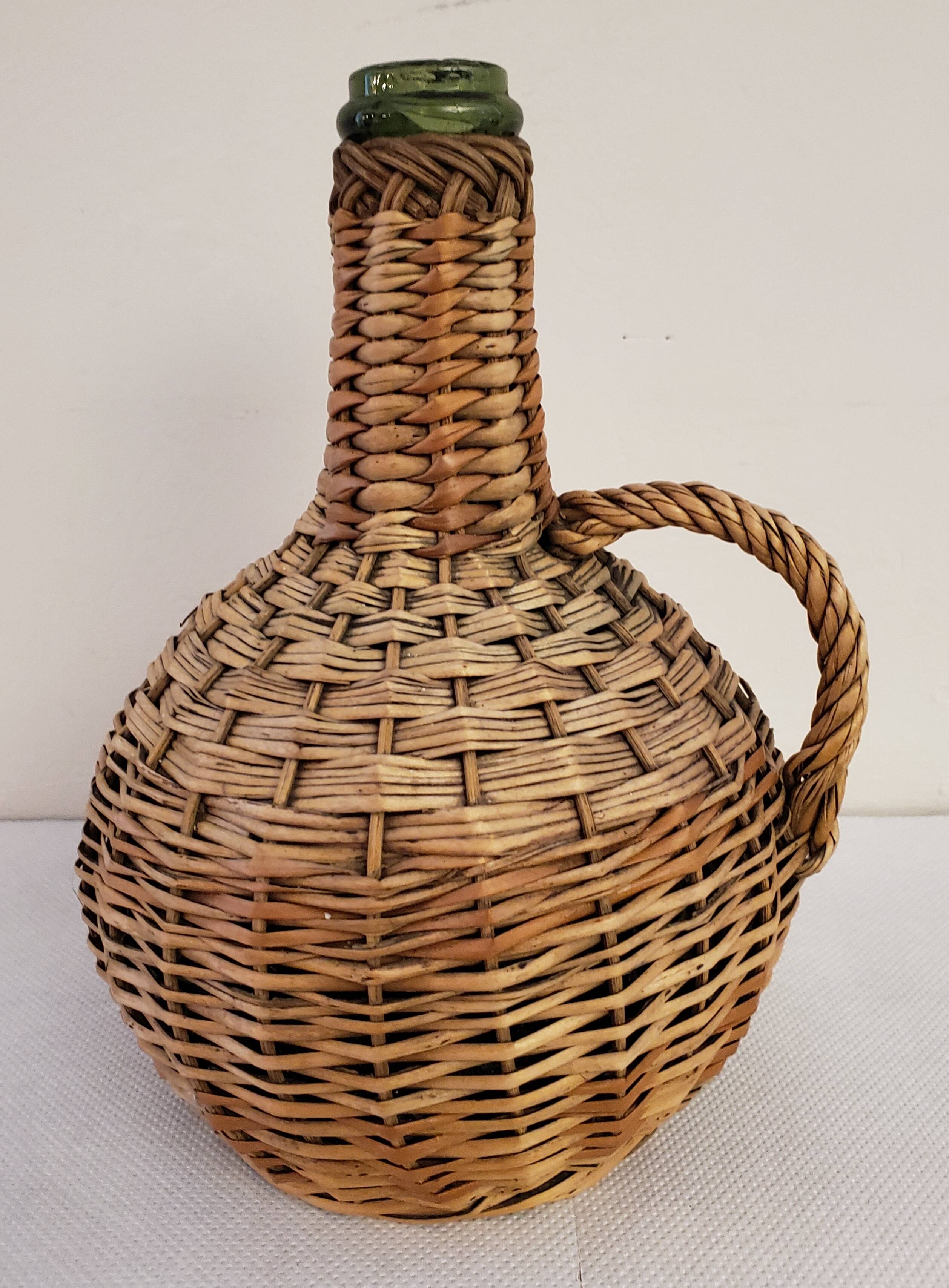 Wicker bottle