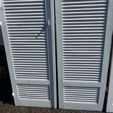 Suite of 4 wooden shutters