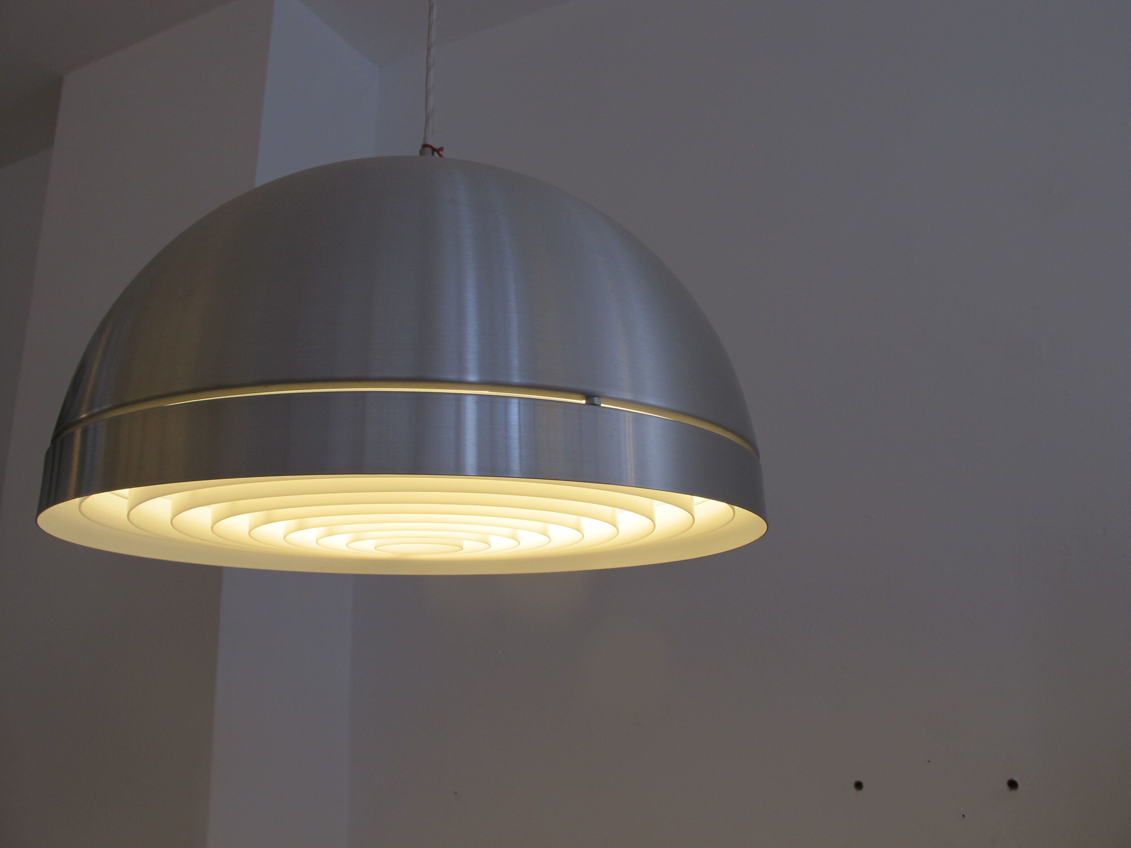 Suspension by Svend Middelboe