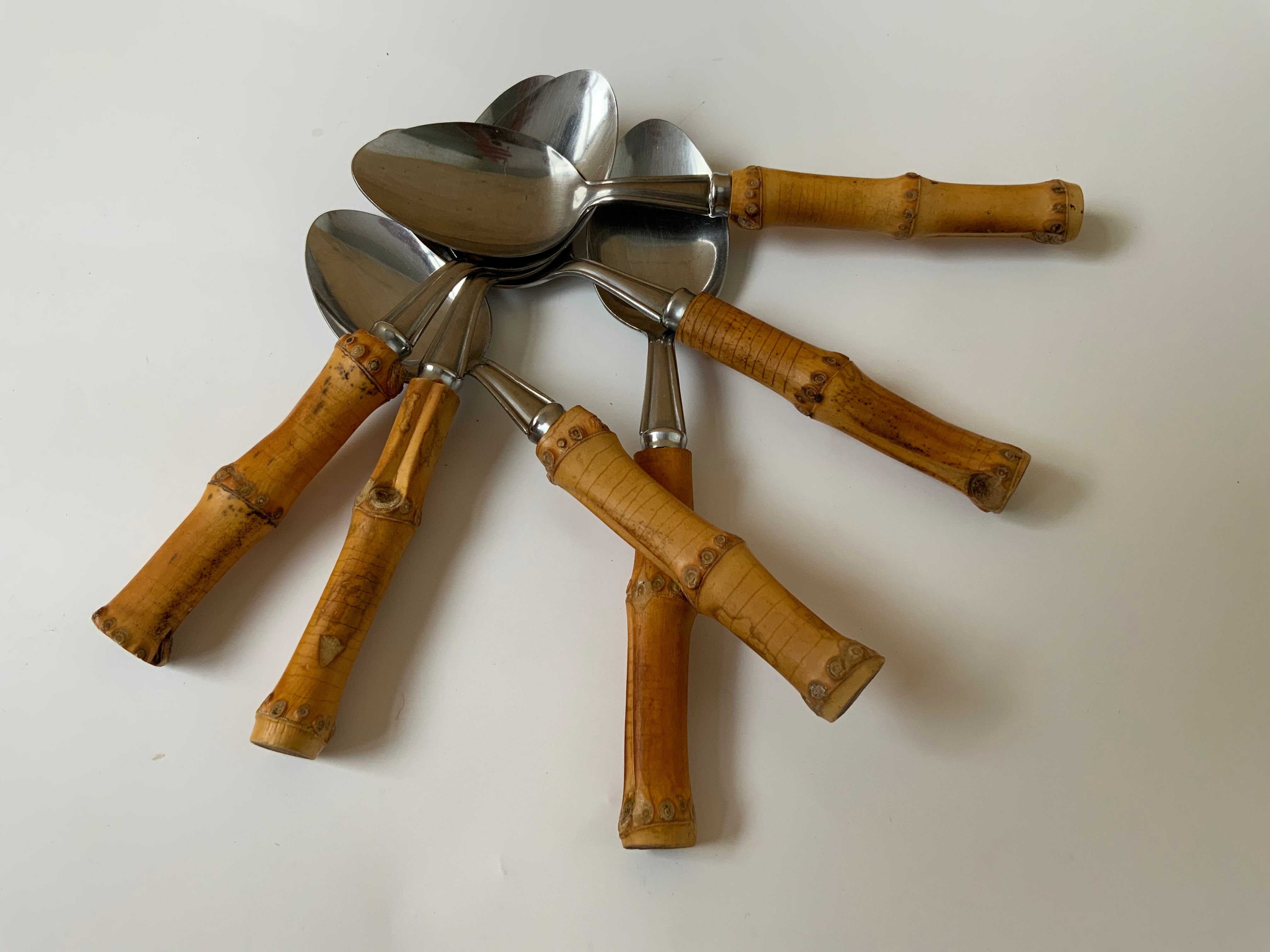 6 cuillères en bambou