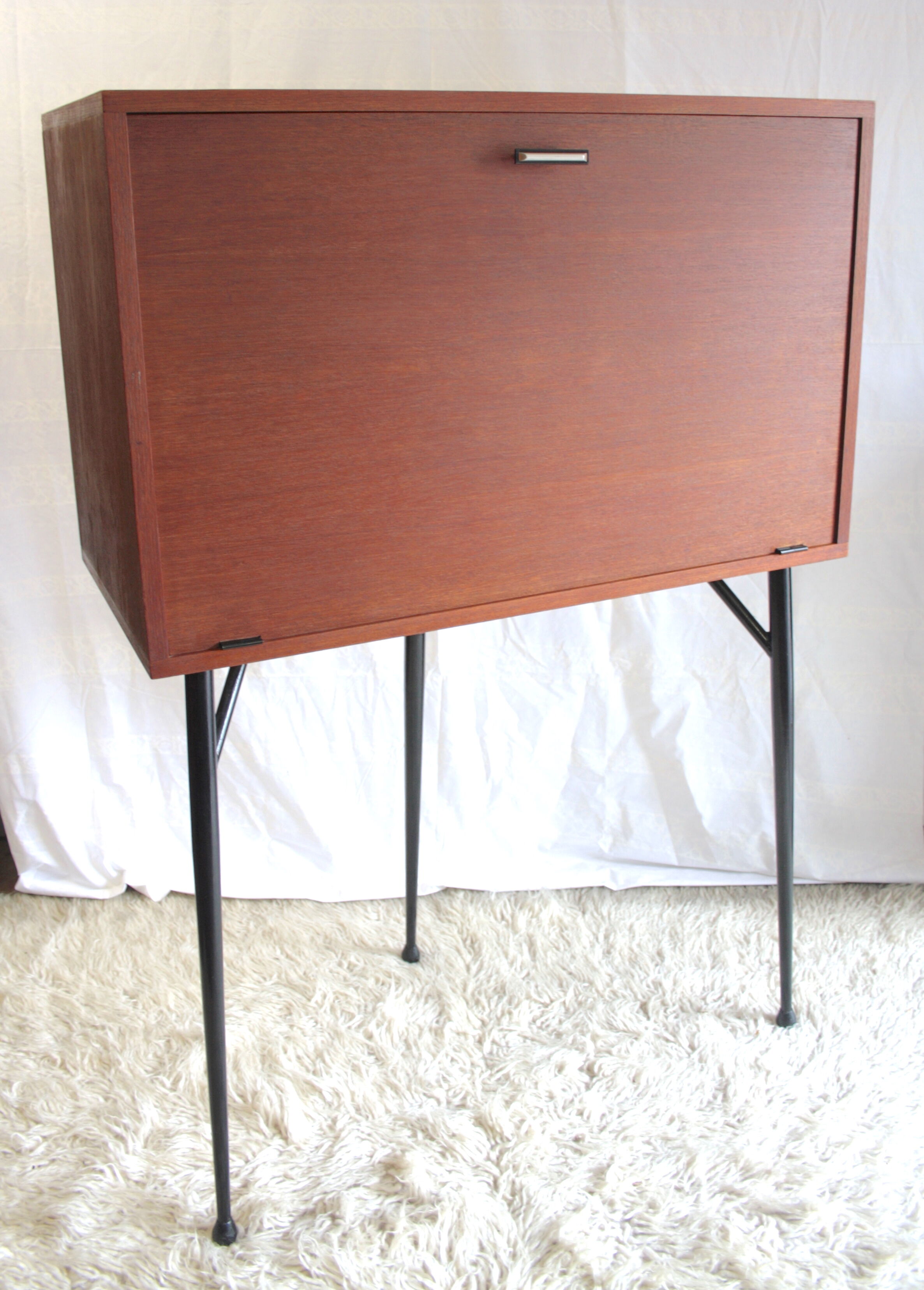 Secretary tripod 50s modernist