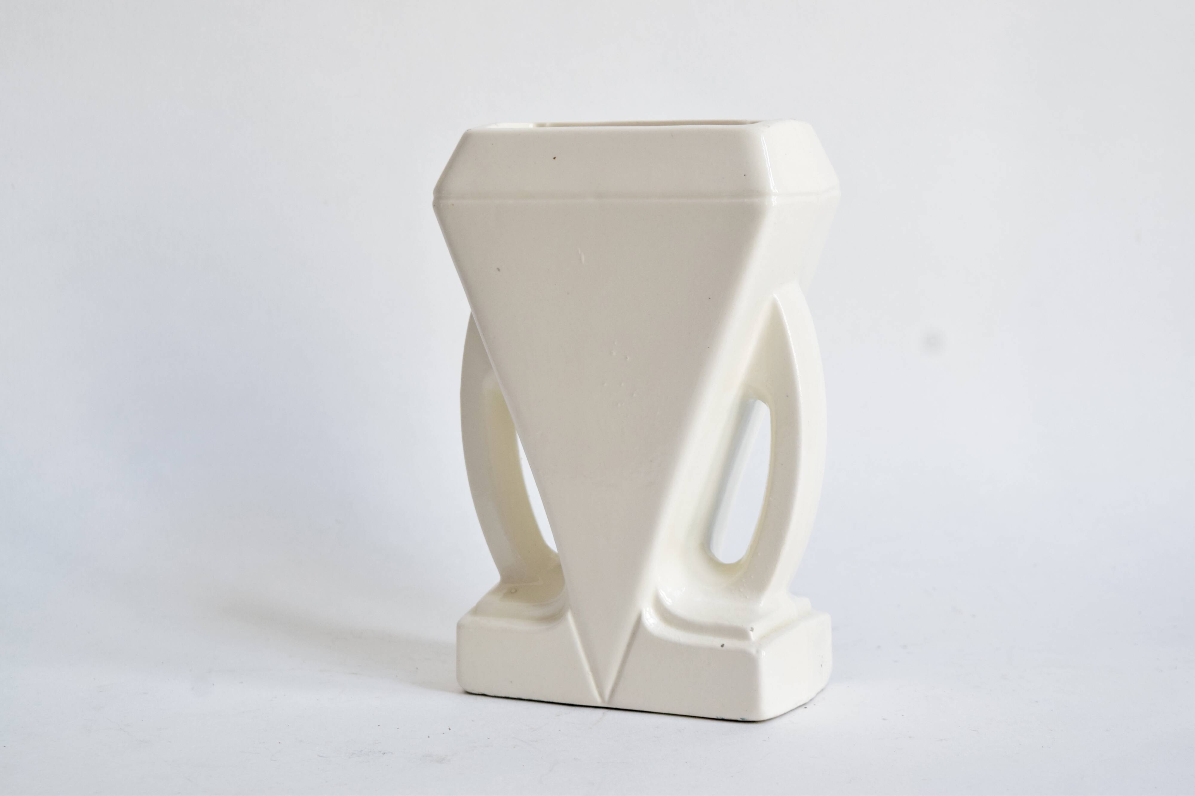 Small Art-Deco vase in glazed ceramic