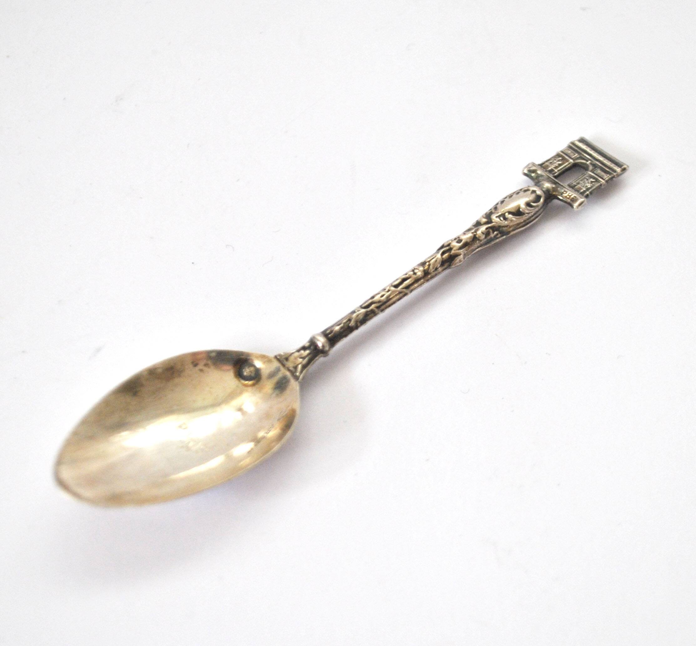 Paris souvenir collector's spoon in SOLID SILVER Minerva Arc de Triomphe