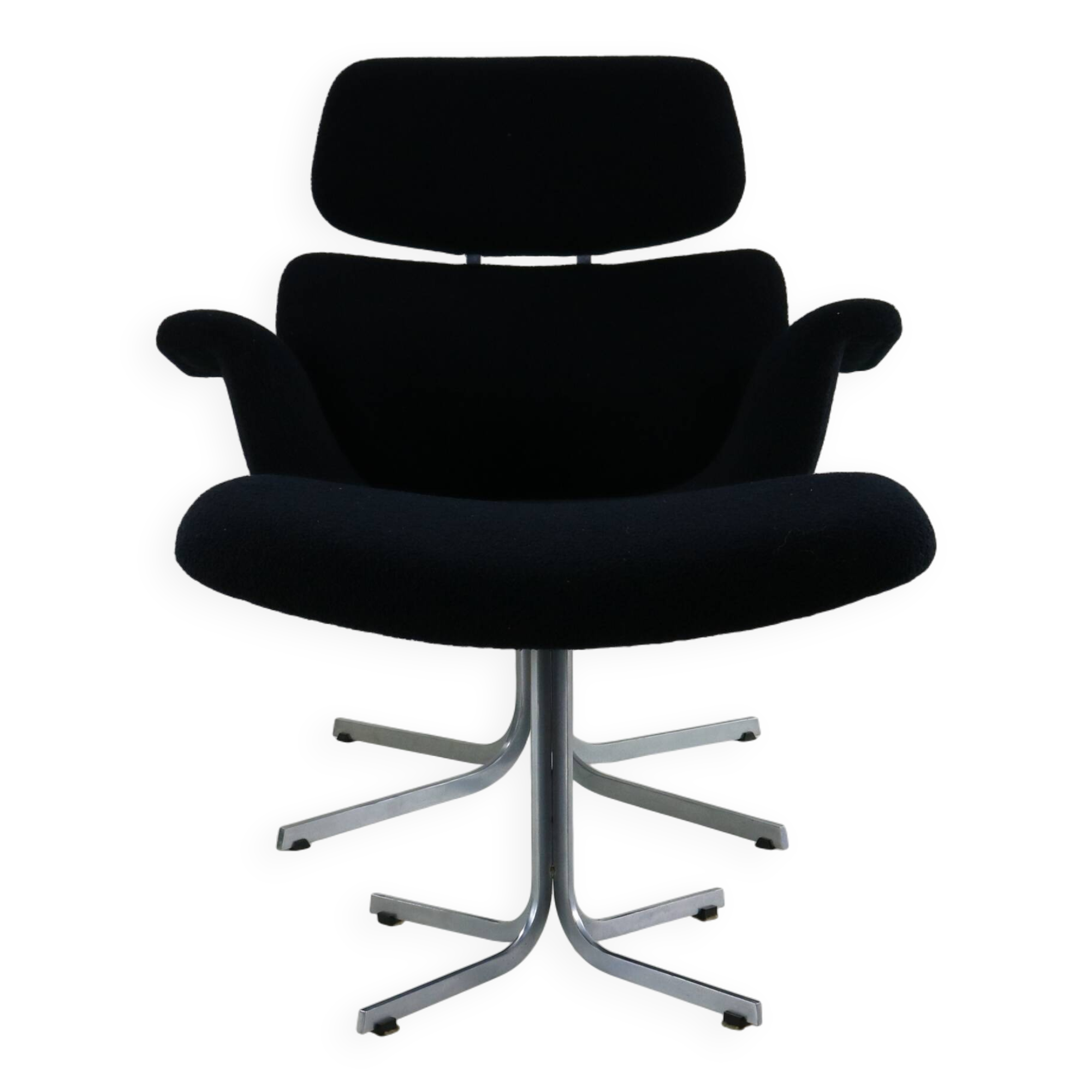 Artifort big tulip lounge chair with original ottoman