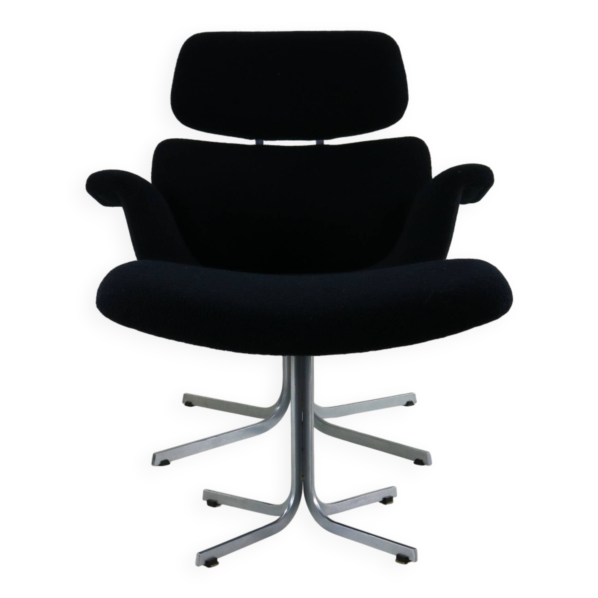Artifort big tulip lounge chair with original ottoman