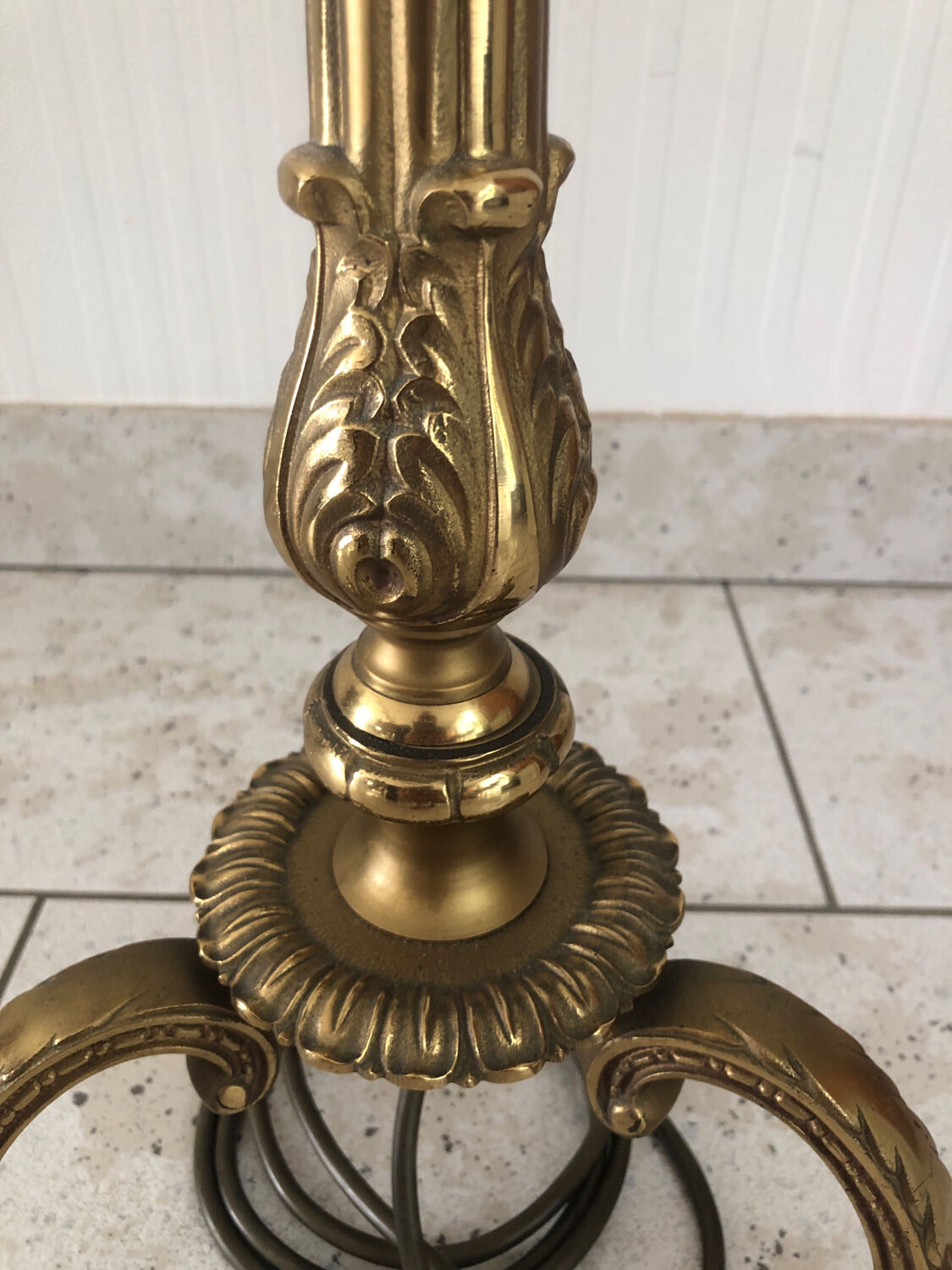 Vintage bronze tripod foot floor lamp