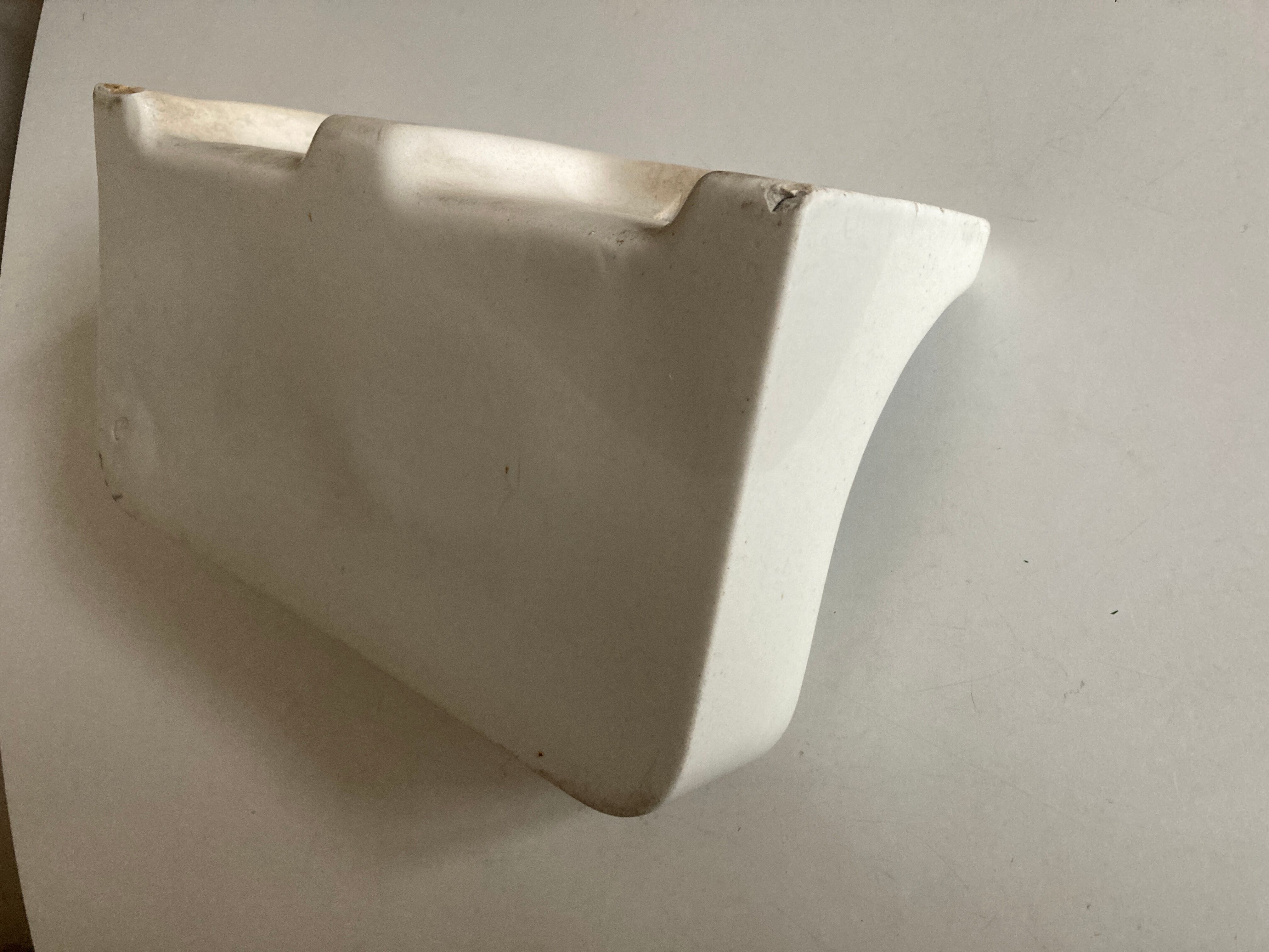 Bathroom door art deco ceramic soap holder