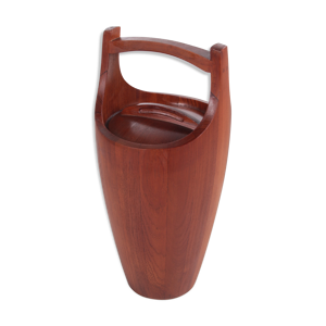 Danish Ice Bucket Design