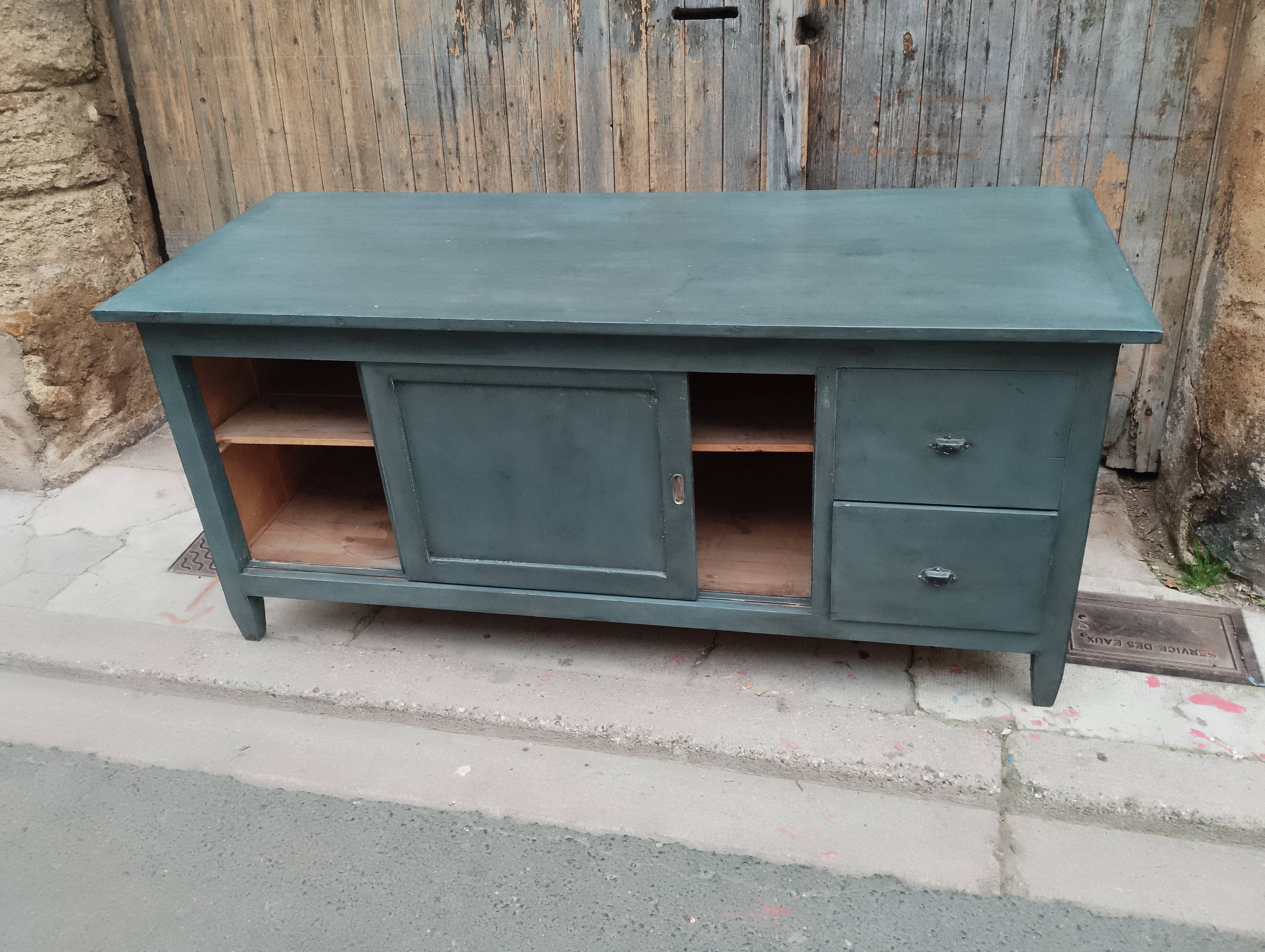 workbench, counter