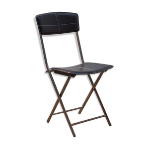 Chaise pliante design en cuir