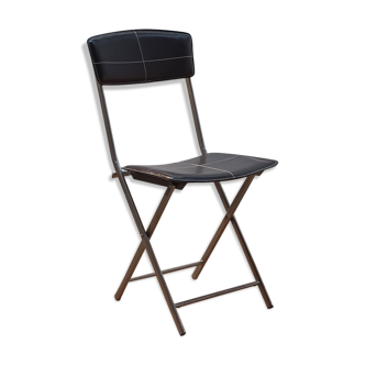Chaise pliante design en cuir