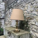 Lampe à poser en  métal doré, bakélite et plexiglas ancienne