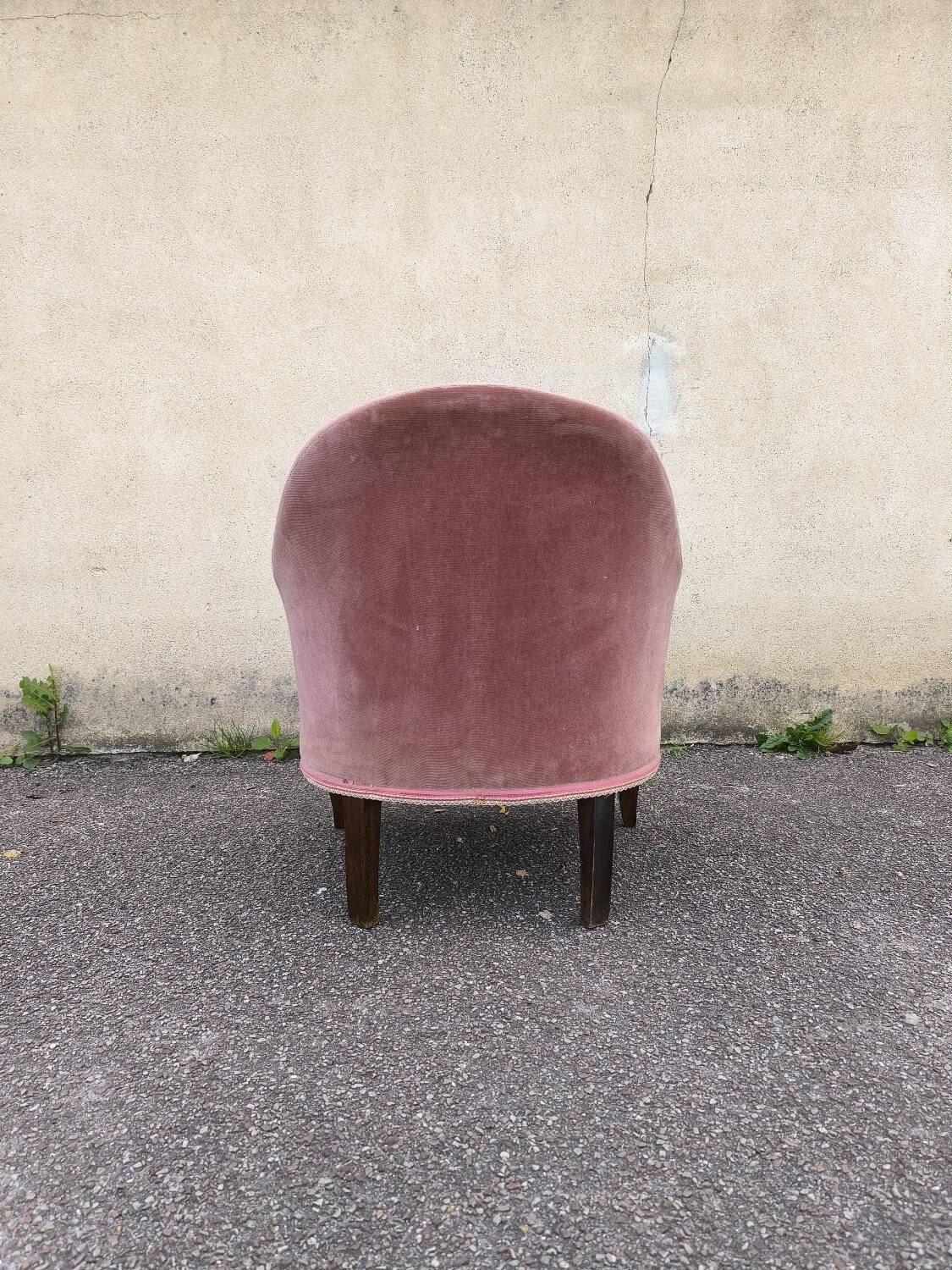 Pink velvet convertible armchair