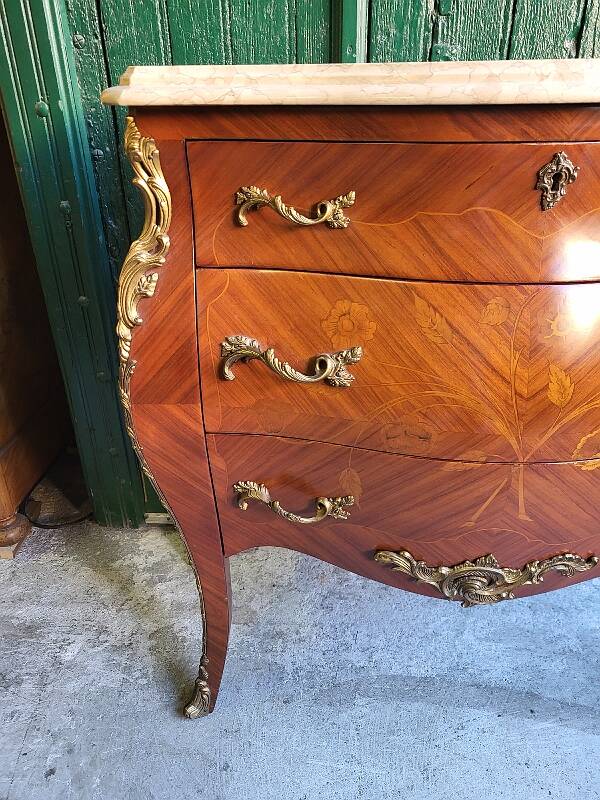 petite commode en bois de rose 3 tiroirs