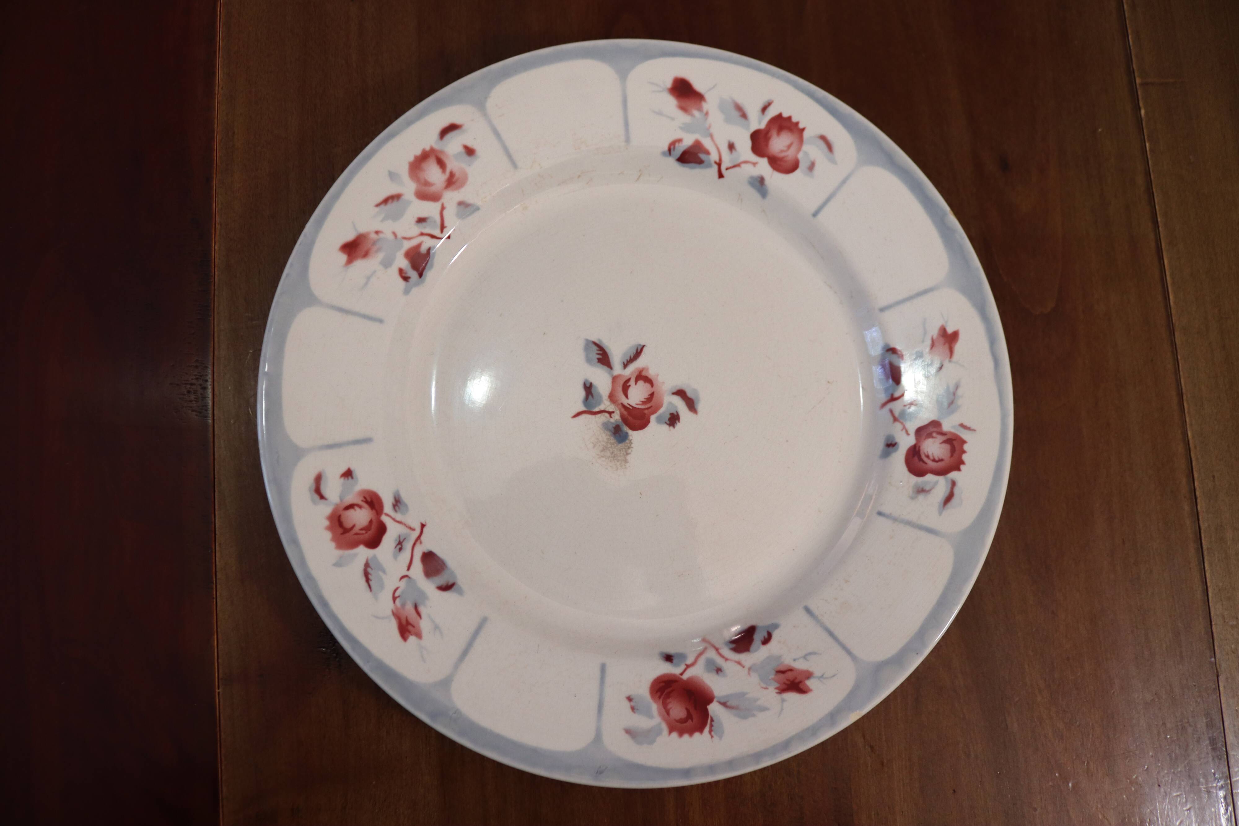 Plates Digoin Sarreguemines, St Amand and Moulin des loups