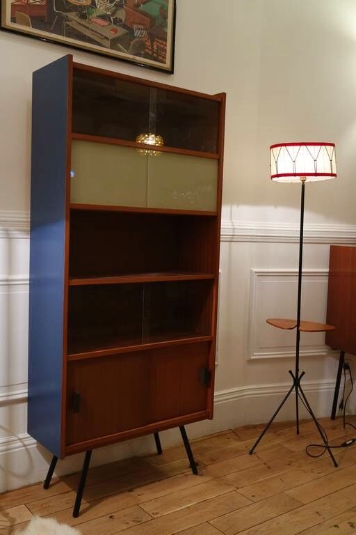 Cosmos and ecru blue showcase