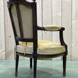 Fauteuil de style Louis XVI en hêtre fin XIXème