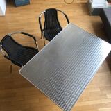 Table déjeuner aluminium - design