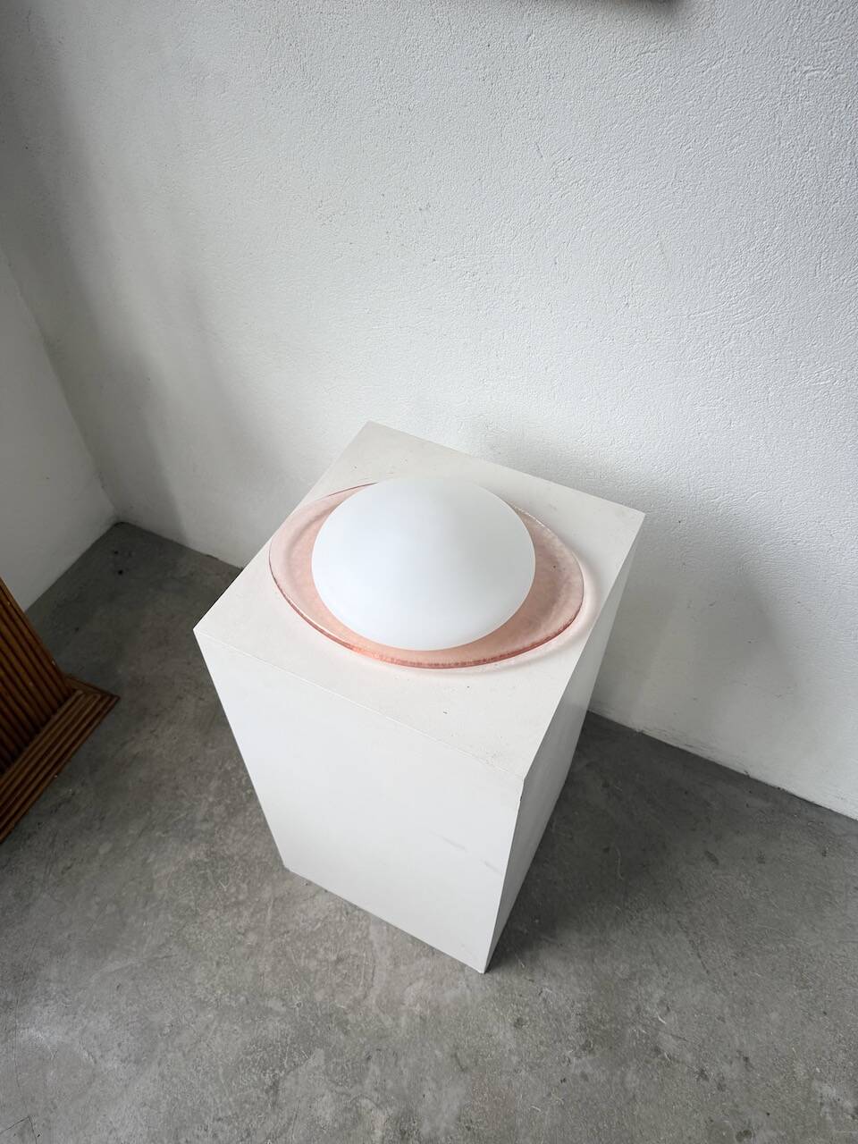 Pink glass wall lamp 1970s Gamma