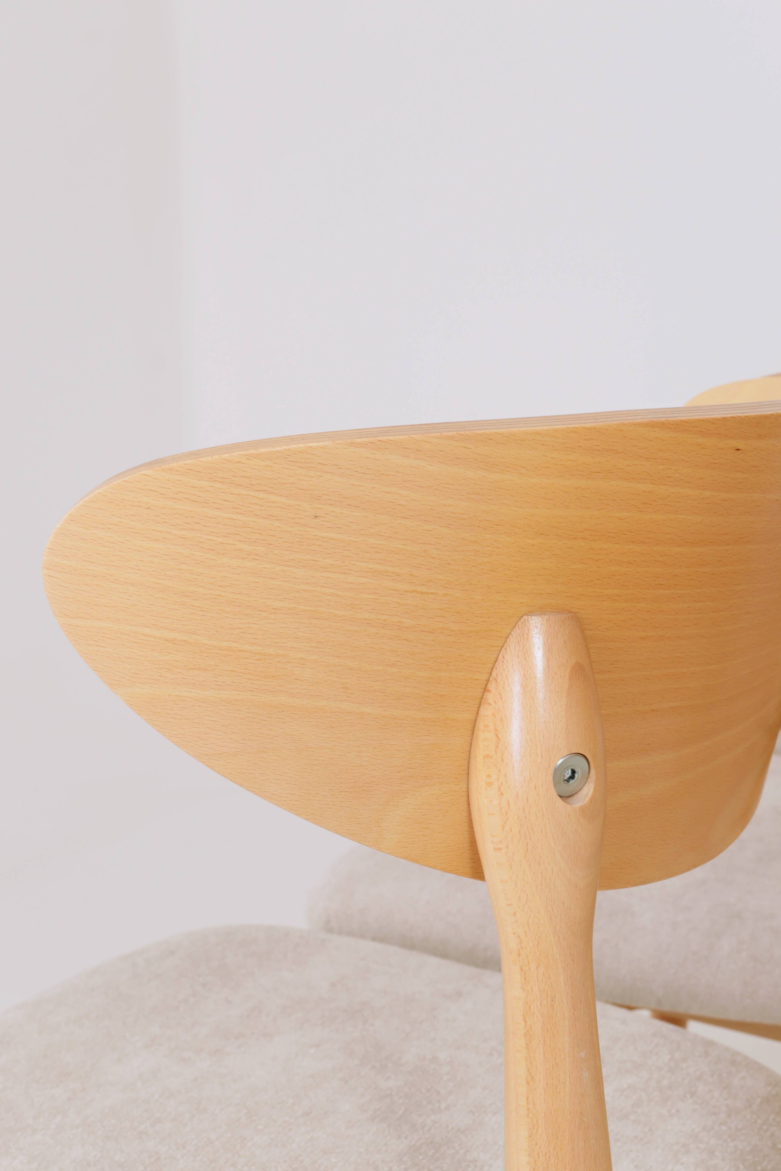 Ensemble moderne de 6 chaises de salle à manger, tissu écru et bois de hêtre naturel