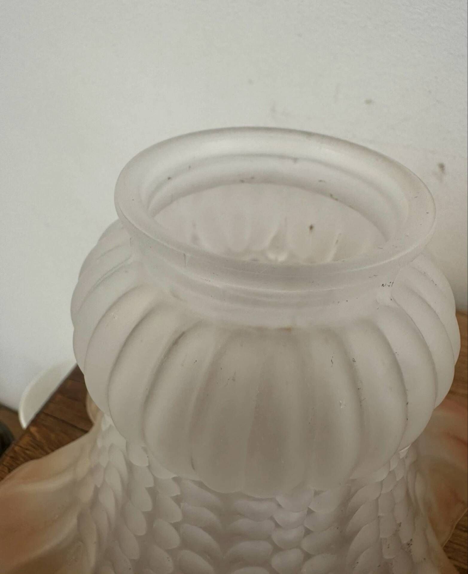 Lot 3 Tulipes jaune Ancienne en verre moulé dépoli art déco lustre, ab