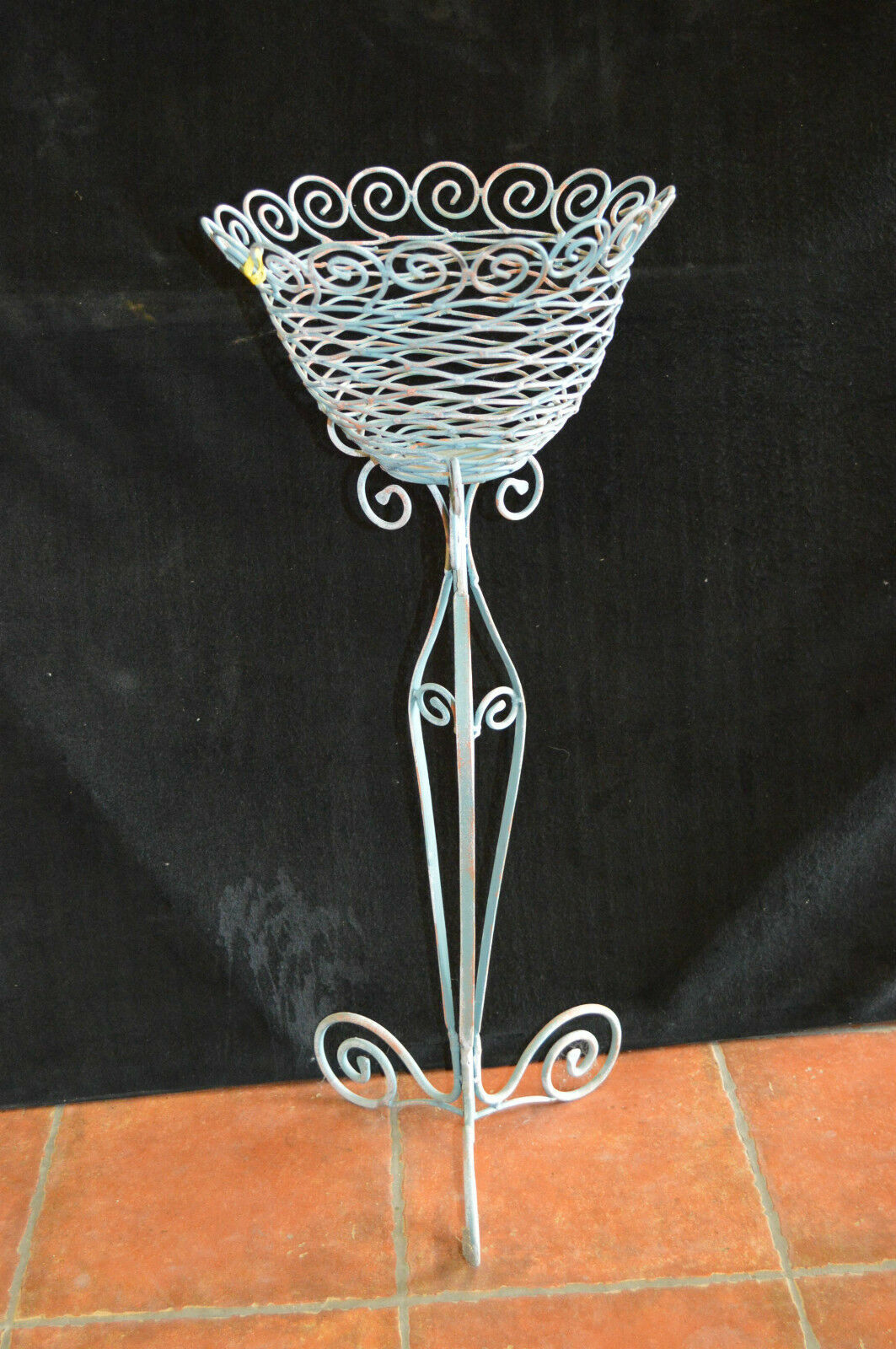 Jardinière en fer forgé
