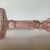 Ancien bougeoir en verre rose style rosaline