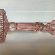 Ancien bougeoir en verre rose style rosaline