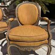 Set of four cabriolet armchairs from the late 19th century in Louis XV style.