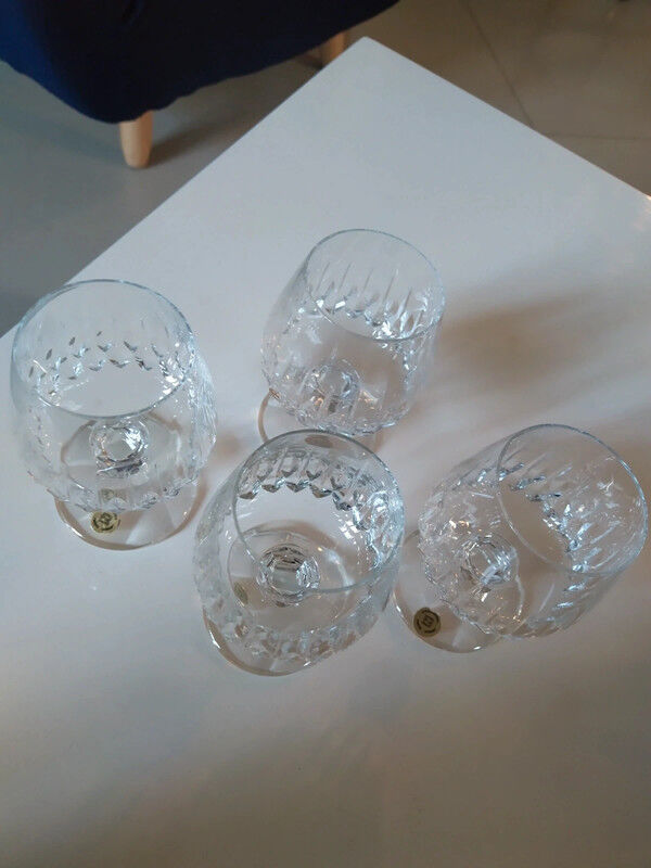 Verres à digestif en cristal taillé