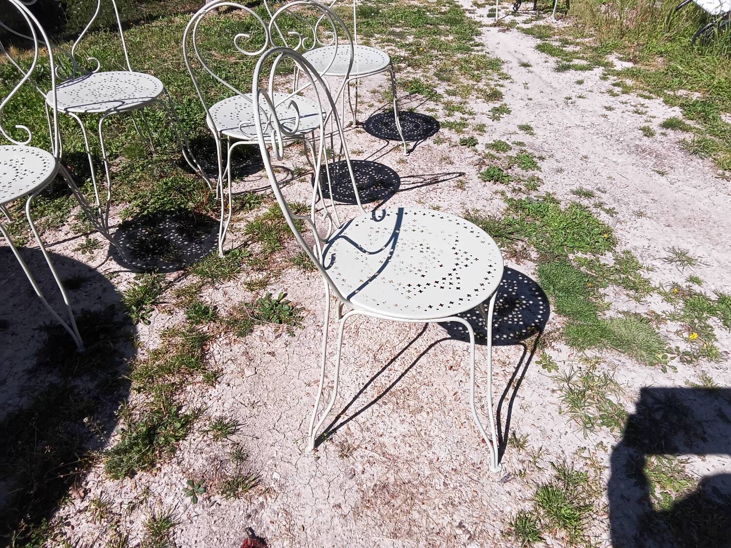 Large garden furniture