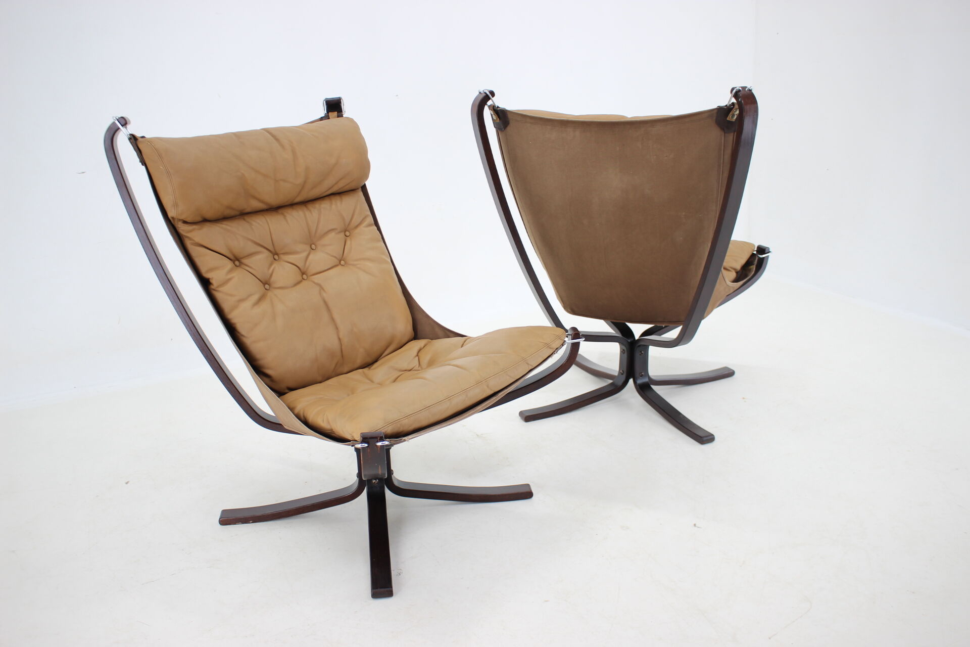 Sigurd Ressell Pair of Falcon Chairs Leather by Vatne Møbler Norway