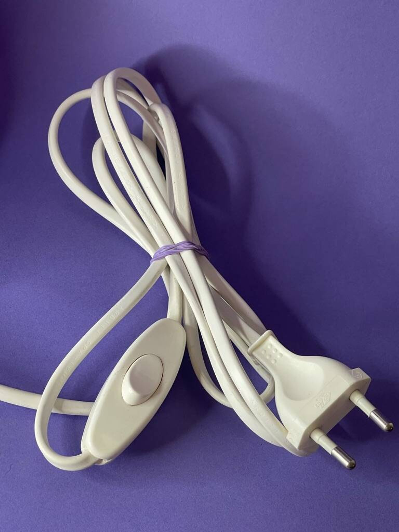 Lampe de table LYKTA violette Vintage IKEA – faite à la main – élégance cla