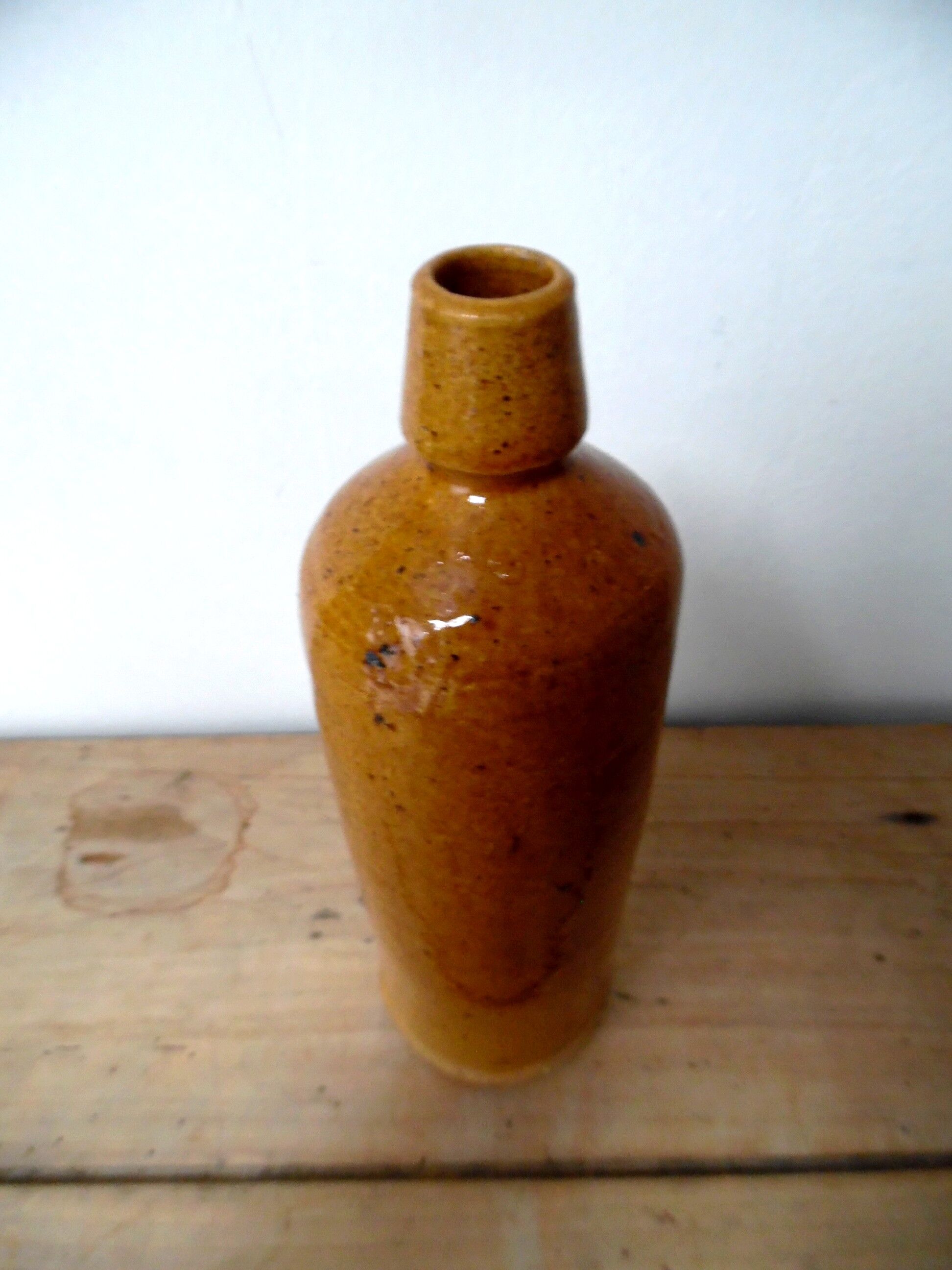 Bouteille en grès vernissé