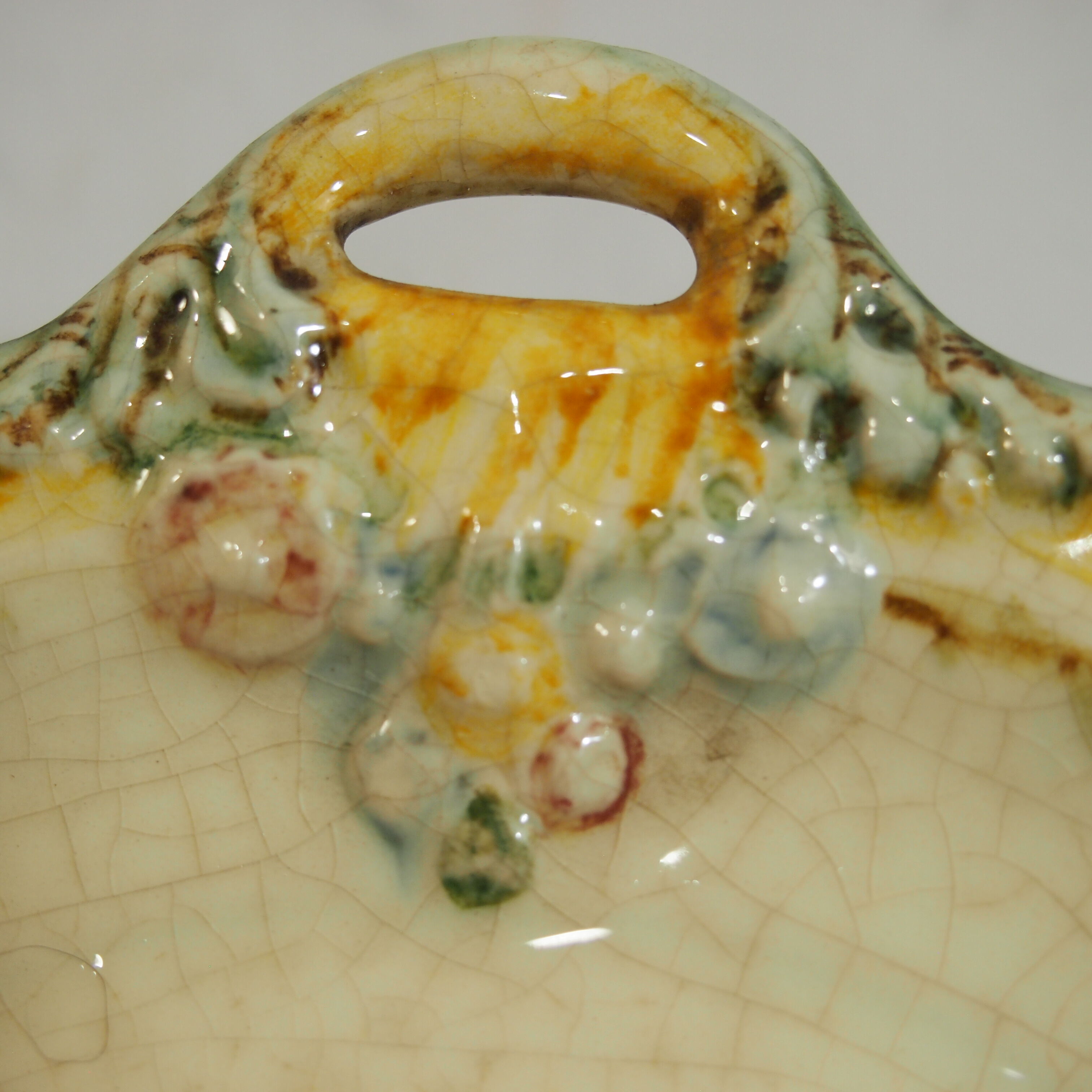 Pair of ceramic plates signed Antonio Peyro