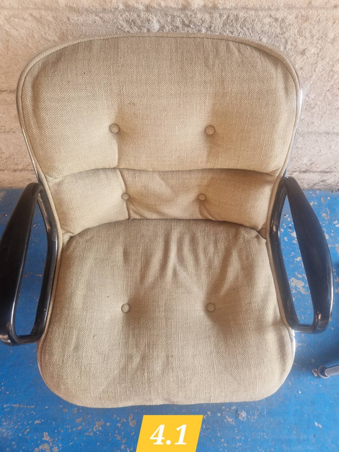 Set of 4 Charles Pollock style armchairs for Knoll