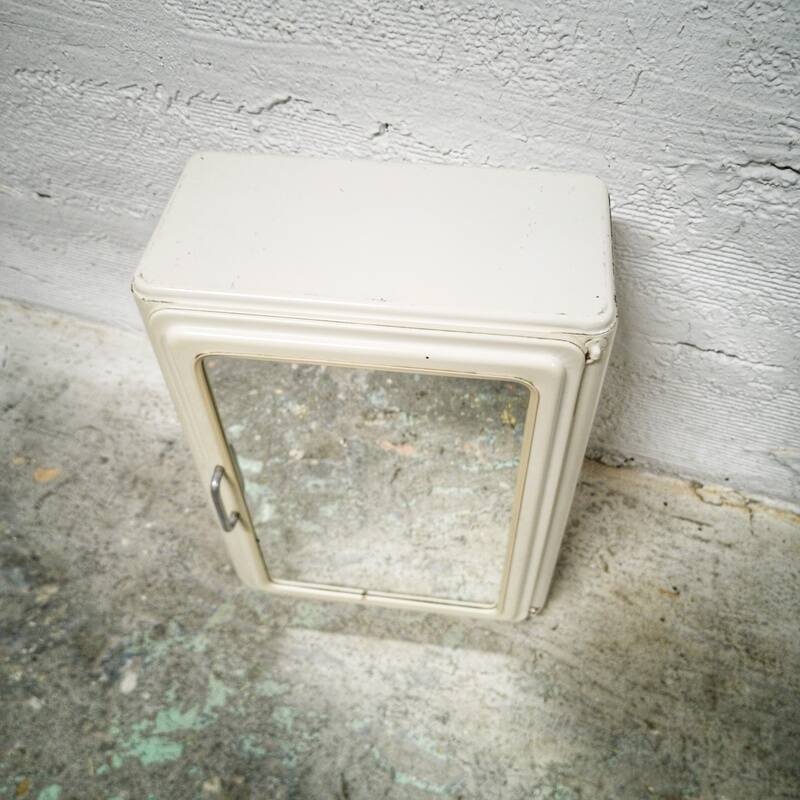 Metal bathroom cabinet