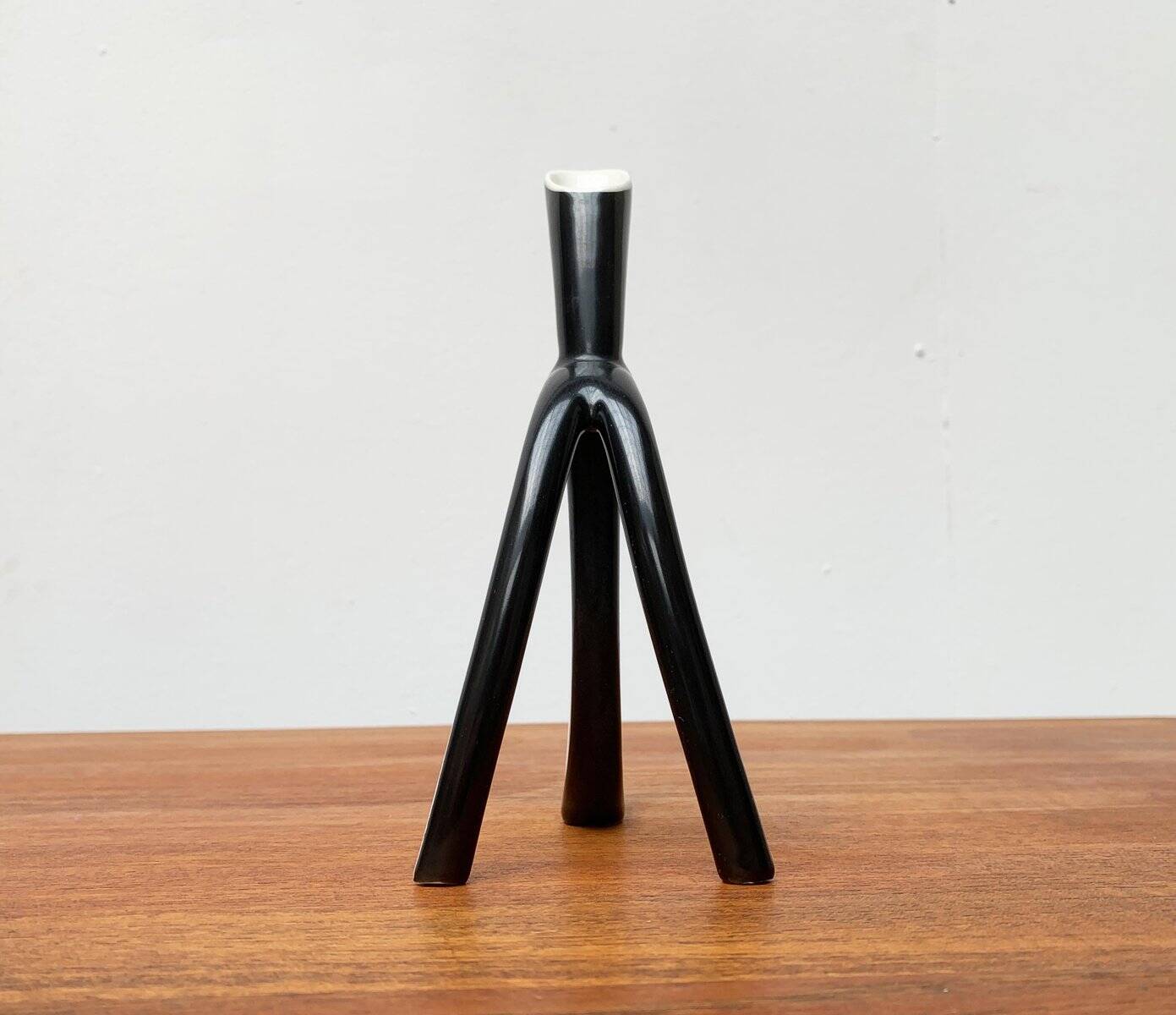 Sculptural porcelain vase from mid-century Germany by Lindner.