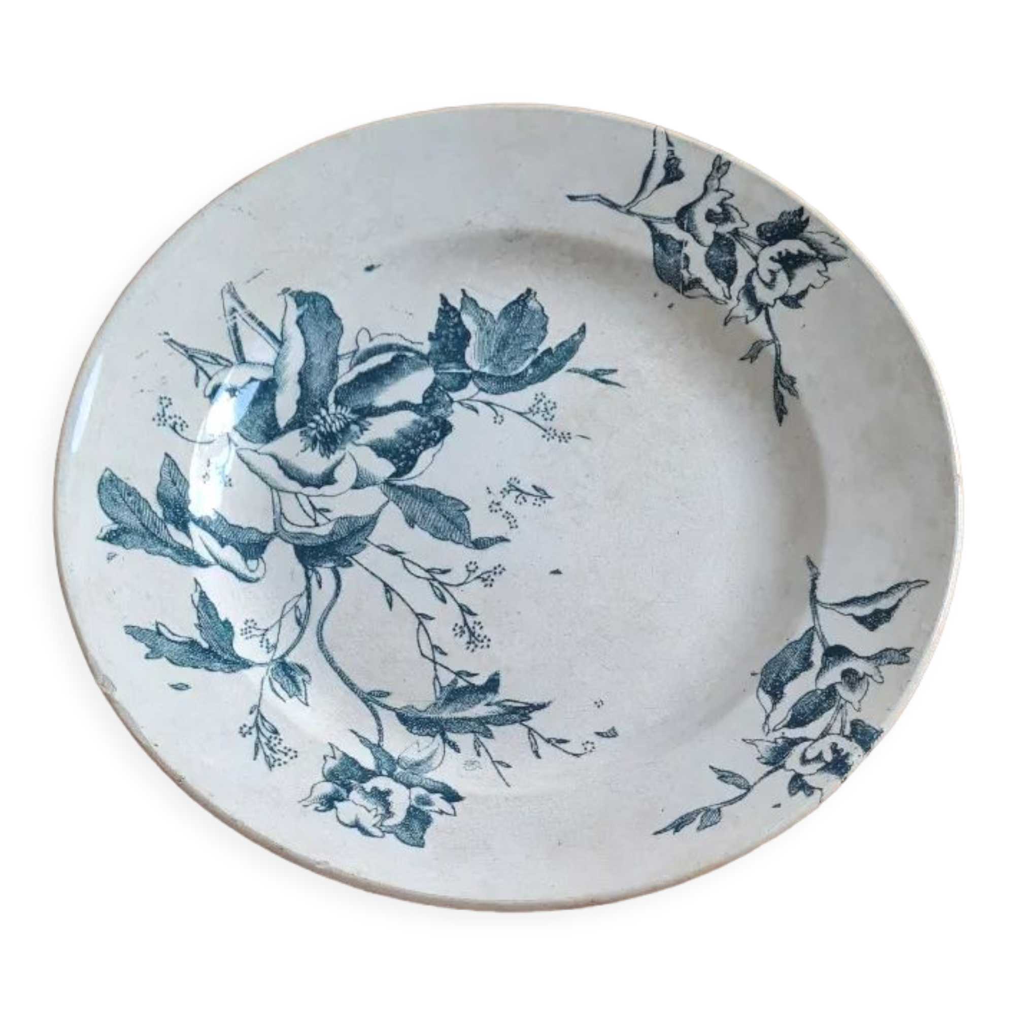 Serving dish in iron earth