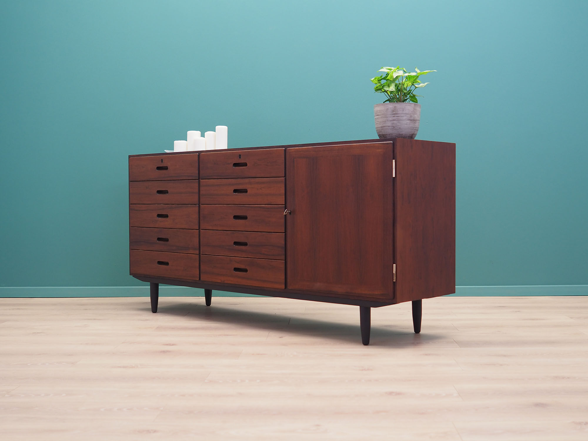 Rosewood chest of drawers, Danish design, 1970s, designer: Kai Winding