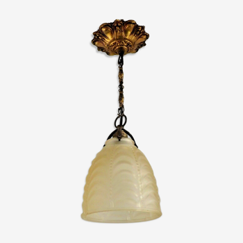 Suspension vintage français amber pate de verre shade avec cintre en métal or et rose 3288