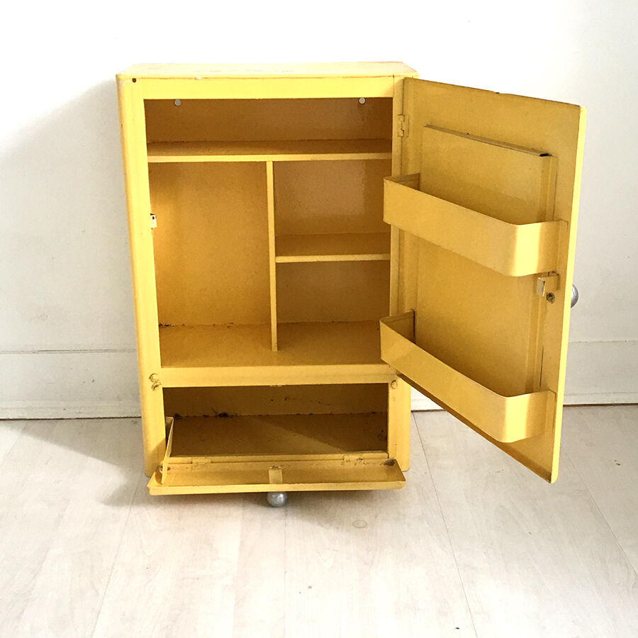 Vintage medicine cabinet 60