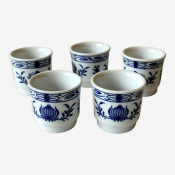 5 gobelets à œufs en porcelaine peints à la main en bleu blanc, vintage des années 1960